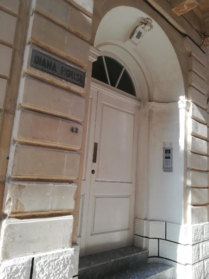 Diana House Apartment Слима Экстерьер фото